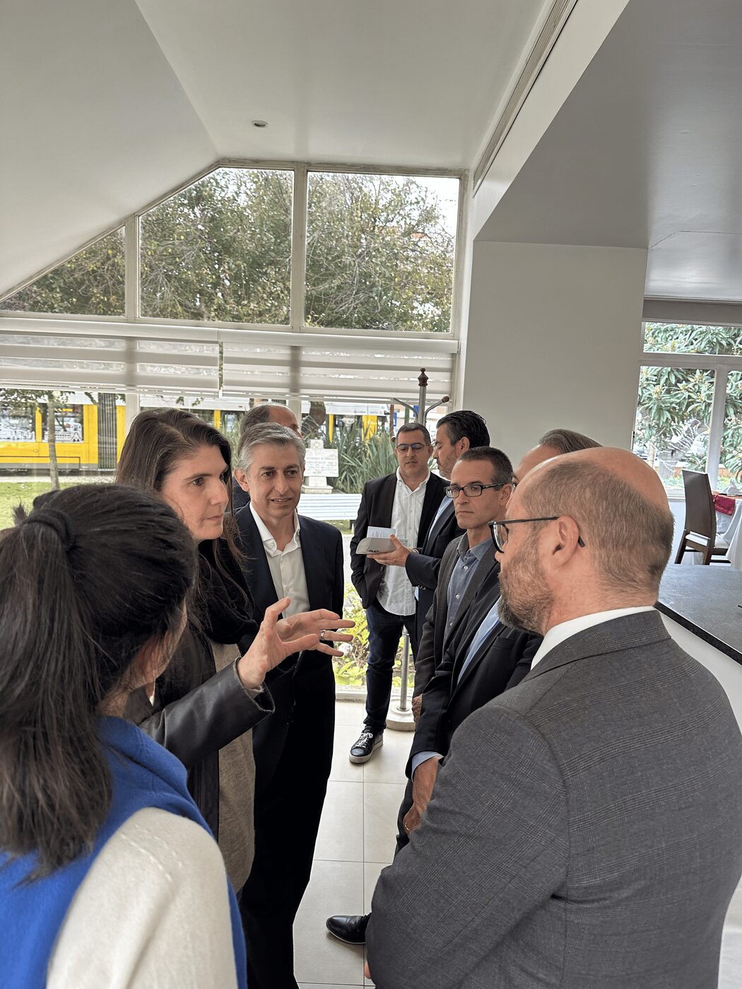 Participantes no primeiro Marketing à Mesa da AMD, com Rogério Canhoto (6)